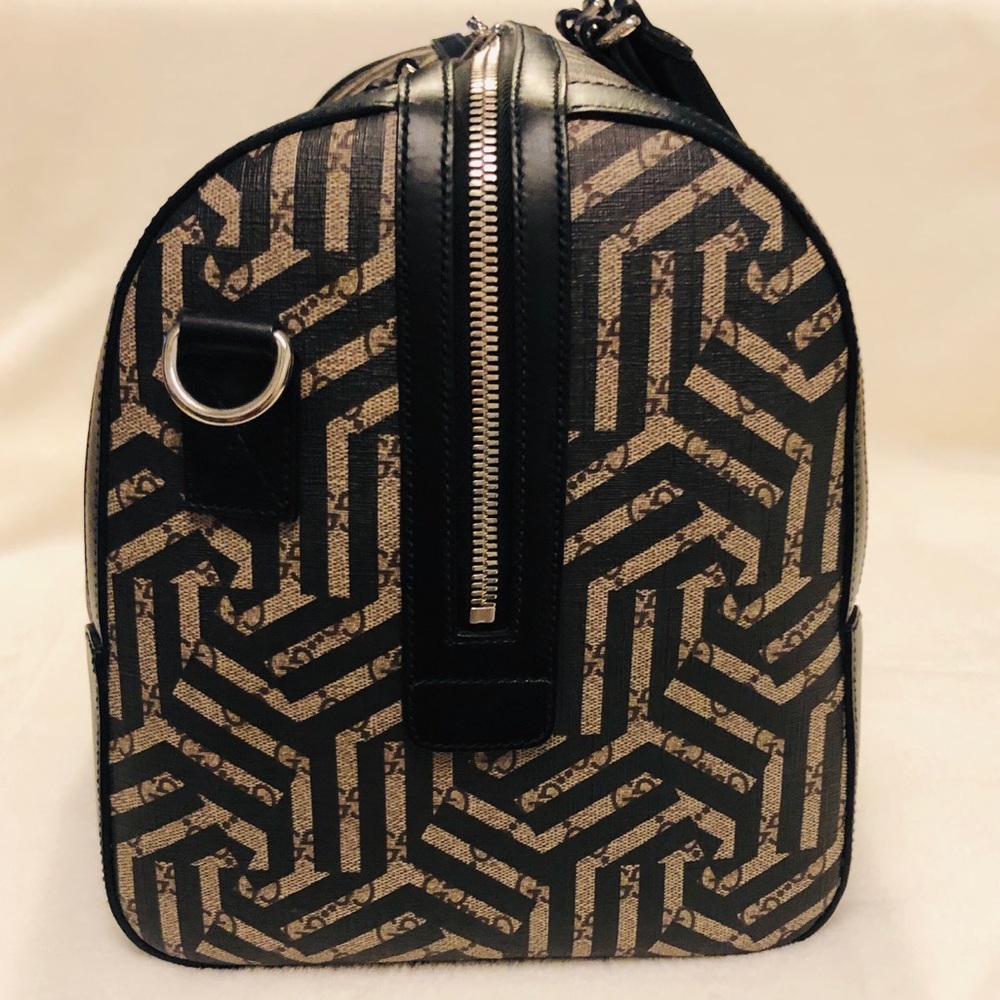 GUCCI GG Supreme Monogram Caleido Duffle Bag - Picture 4 of 7